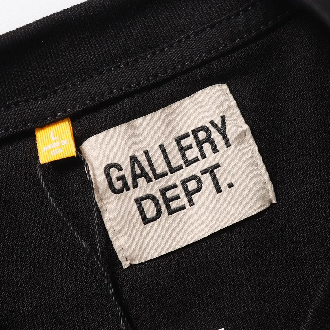 GALLERY. DEPT new summer short-sleeved model number: D3055#P110 color: black white red blue code number: S M L XL